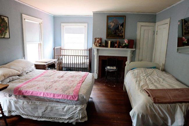 Family bedroom