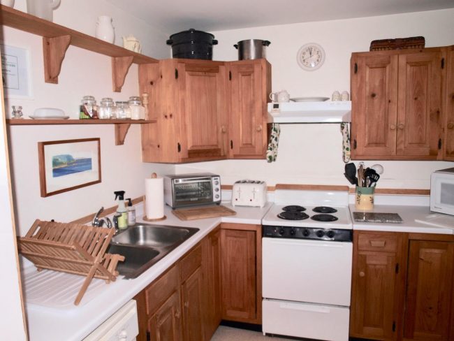 Kitchen, Cottage 1